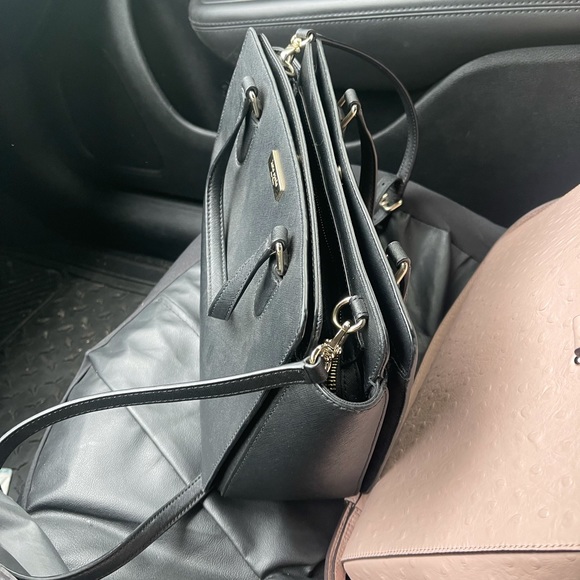 Kate Spade ♠️ - Picture 5 of 6